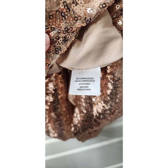 Rose Gold xs Altar'd state sequin dress - Picture 4 of 5